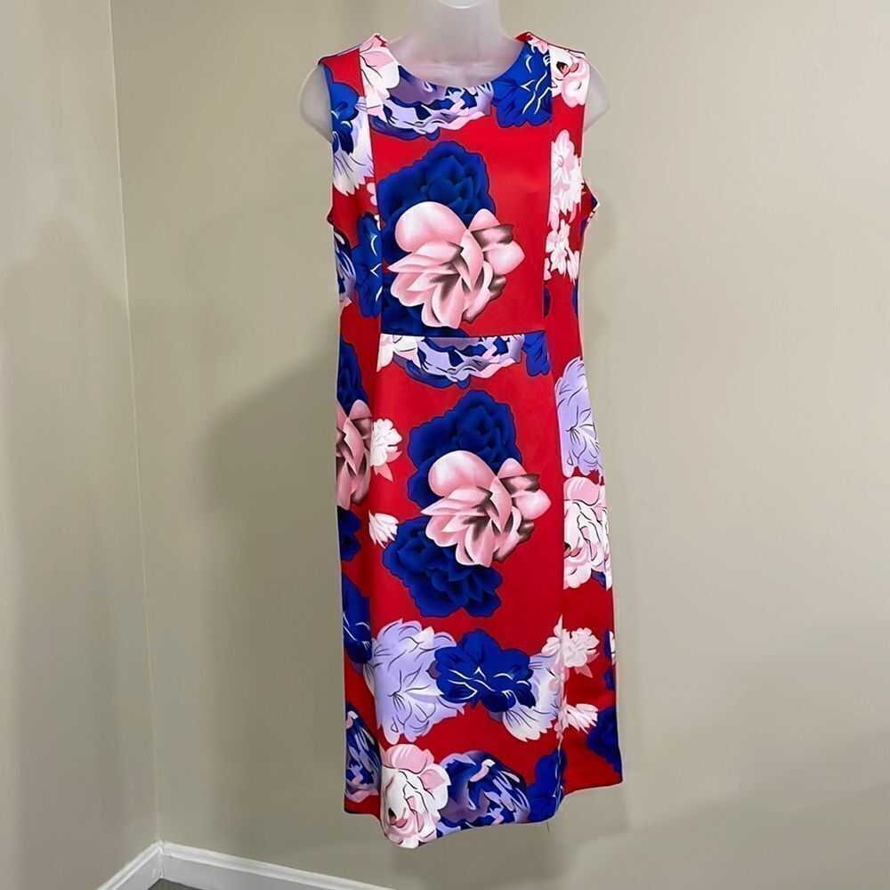 NWOT Shelby & Palmer Floral Dress. Size S small 4/6